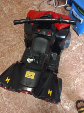 Moto Eléctrica Infantil Roja y Negra