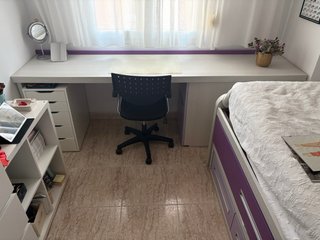 Mesa, Cama Nido Juvenil, Lámpara y Silla