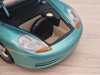 Porsche 911 Carrera 996 UT Models escala 1:18