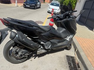 Yamaha Tmax 560 Tech Max Scooter Negra