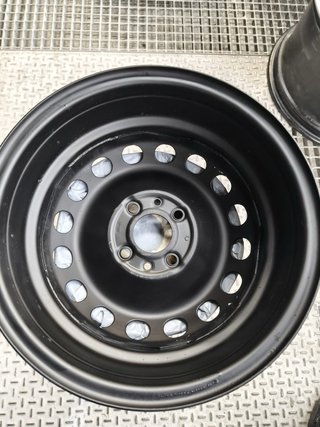 Llanta Fiat Punto (188) Negra