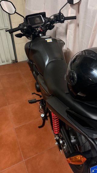 Honda CBF 125 2025 Negra/Gris Nueva