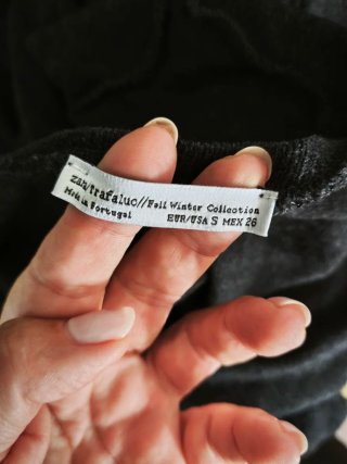 Vestido longo cinzento muito escuro