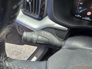VOLVO XC60 2.0 B4 AWD MOMENTUM AUTO