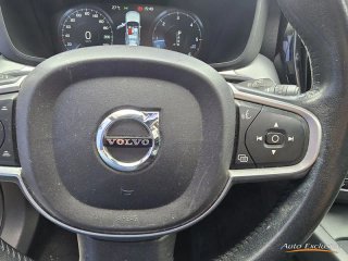 VOLVO XC60 2.0 B4 AWD MOMENTUM AUTO