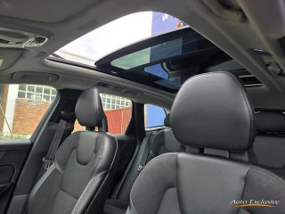 VOLVO XC60 2.0 B4 AWD MOMENTUM AUTO