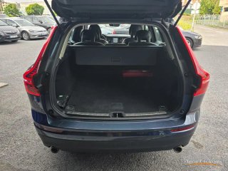 VOLVO XC60 2.0 B4 AWD MOMENTUM AUTO