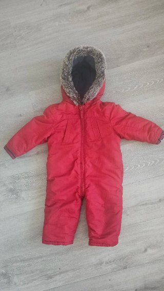 Buzo Nieve Bebé John Lewis Rojo