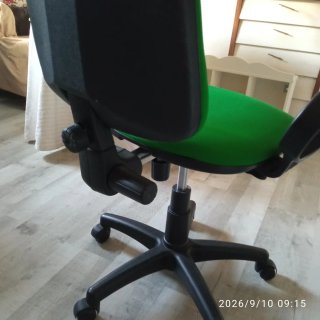 Silla giratoria de escritorio verde