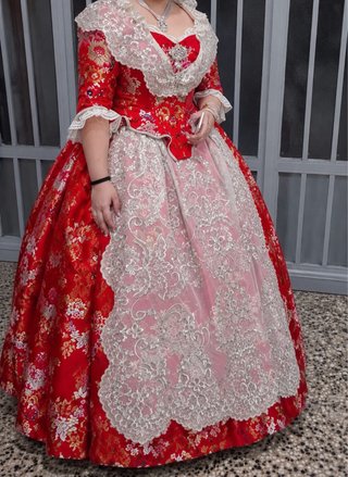 Traje de Fallera