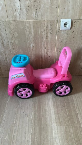 Correpasillos didatico con cubitos para poner  Ros
