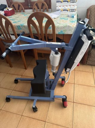 Máquina elevadora personas dependientes