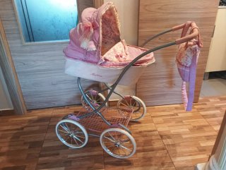 Cochecito de muñecas Martina rosa
