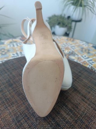 Zapatos LODI blancos plataforma pedrería