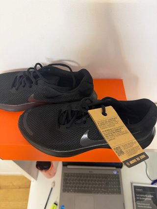 Zapatillas Nike Revolution 7 Negras