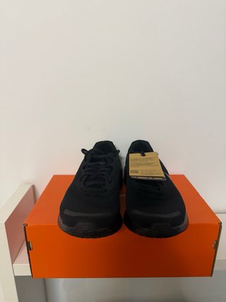 Zapatillas Nike Revolution 7 Negras