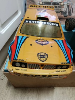 RC Lancia Delta Integrale 1/10 Martini Racing