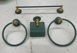 Juego Accesorios Baño Oro y Verde