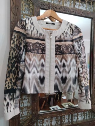 Chaqueta Boastto Estampada Cremallera