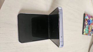 Samsung Galaxy Z Flip 4 Morado