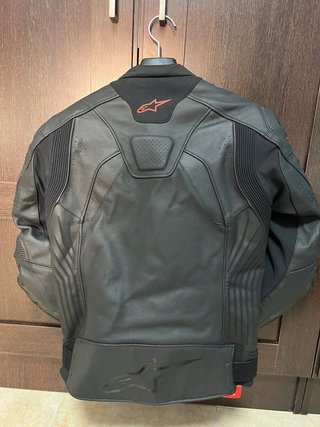 Chaqueta Alpinestars GP Plus V4 Talla 50 Negra