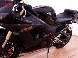 YAMAHA YZF R6