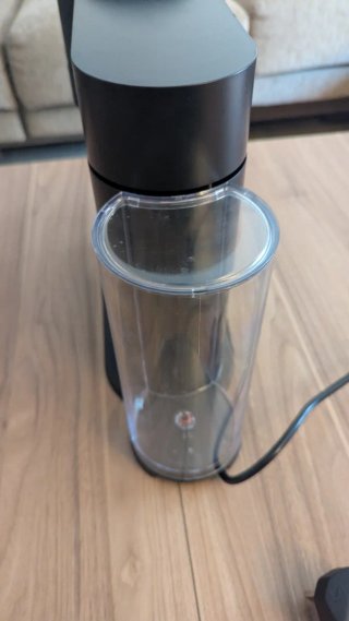 Cafetera Nespresso Vertuo Negra