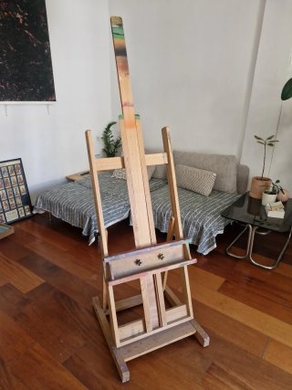 Caballete de madera para pintar