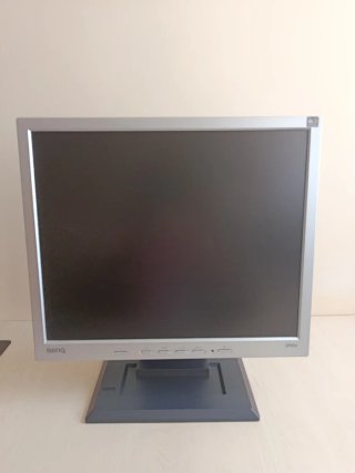 Pantalla BenQ Plata y Negra