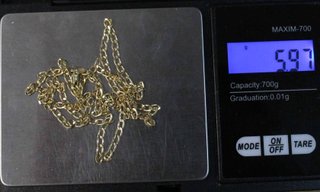 Cadena de oro de 18k. Peso: 5.97 gr.