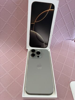 iPhone 16 Pro 256GB con caja