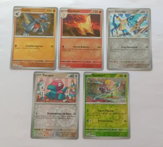 Lote Pokémon TCG - 10 cartas Reverse Holo variadas
