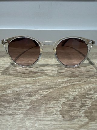 Gafas de sol redondas transparentes estilo indie