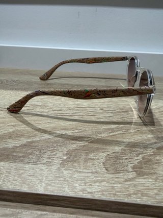 Gafas de sol redondas transparentes estilo indie