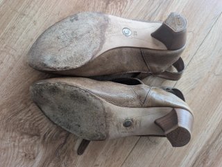 Think! Zapatos Mary Jane Marrones