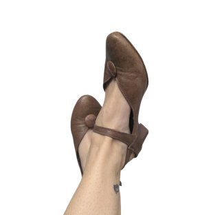 Think! Zapatos Mary Jane Marrones