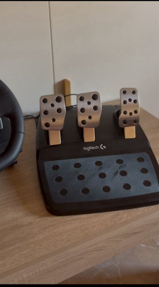 Logitech G29 Driving Force Volante + Pedali