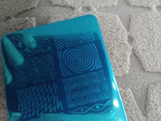 Piastra per stamping unghie