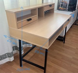 Escritorio madera y metal