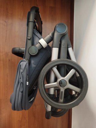 Bugaboo Fox 5 (capazo y silla)