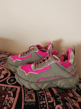 Zapatillas plataforma Buffalo Chai fucsia