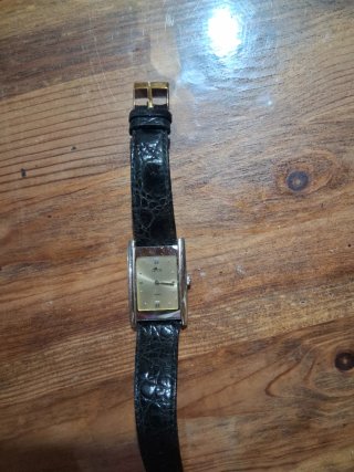 Reloj Lotus Negro y Plateado