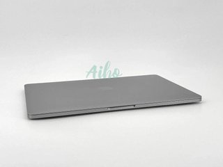 MacBook Pro 13" (2017) - Intel Core i5 2.3GHz 2 núcleos - SSD 256GB SSD - RAM 8GB - Gris Espacial