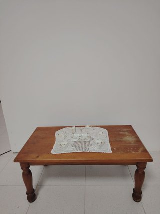 Mesa de centro de madera económica