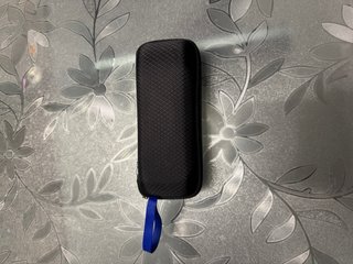 Occhiali da sole U-Power neri e blu