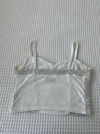 Top Hollister encaje blanco