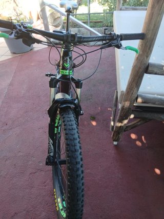 Bicicleta Eléctrica Montaña megamo