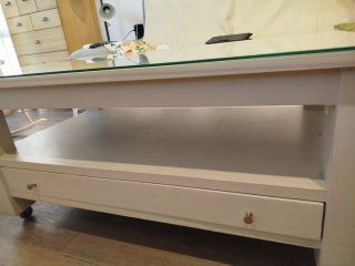 Mesa de centro con cristal gris claro elevable
