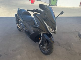 Kymco AK550!!