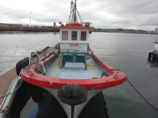 Se vende Barco de pesca (3a Villa) .